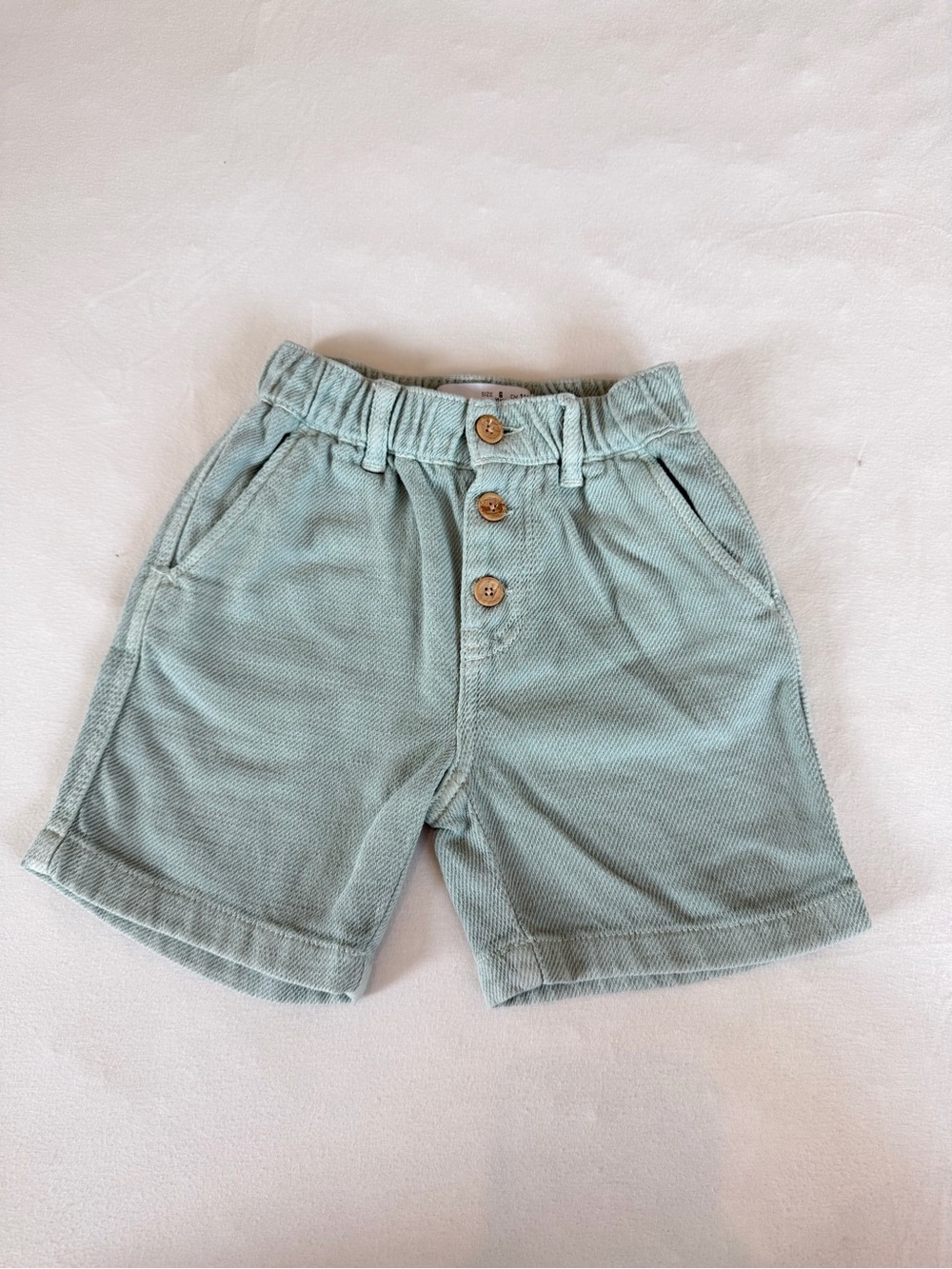 NWOT Zara Kids Light Green Buttoned Shorts Size 6